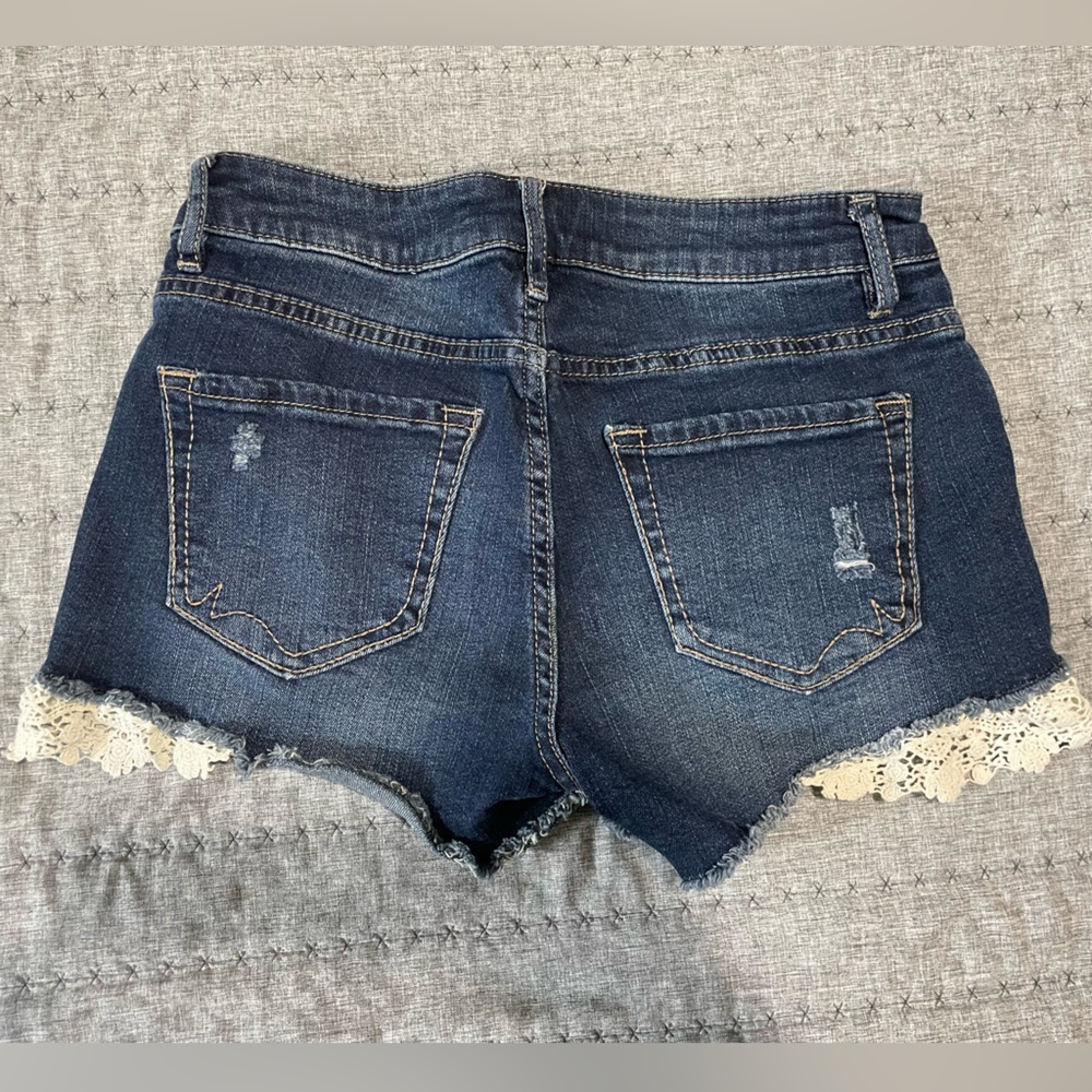 Denim shorts with lace